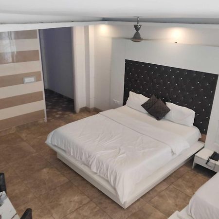 Super Hotel O Vivaan Residency Rohtak Exteriér fotografie