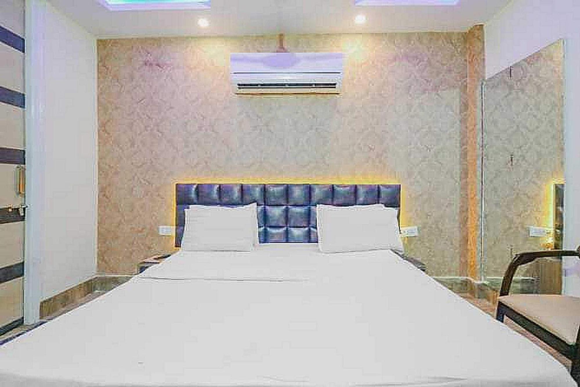 Super Hotel O Vivaan Residency Rohtak Exteriér fotografie