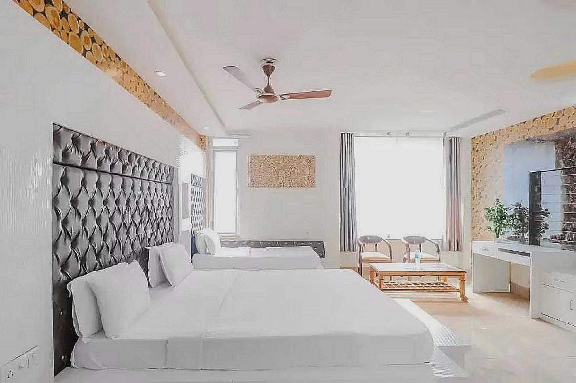 Super Hotel O Vivaan Residency Rohtak Exteriér fotografie